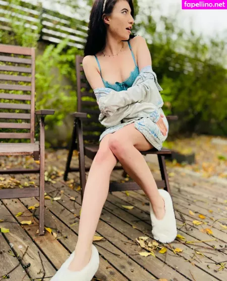 Elizabeth Reed OnlyFans Thumbnail #oc8ZlMgMjR