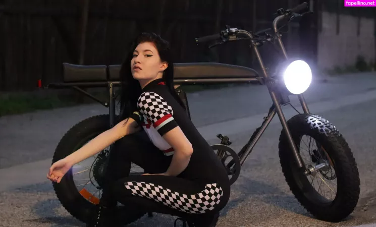 Elizabeth Reed OnlyFans Thumbnail #p81ijBncEG