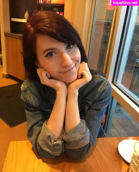 Elizabeth Reed OnlyFans Thumbnail #scAyrvE0xW