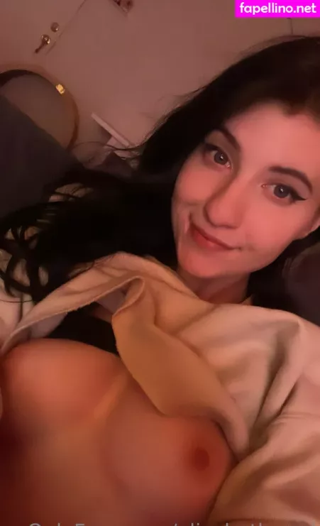 Elizabeth Reed OnlyFans Thumbnail #urYG9ktqQH