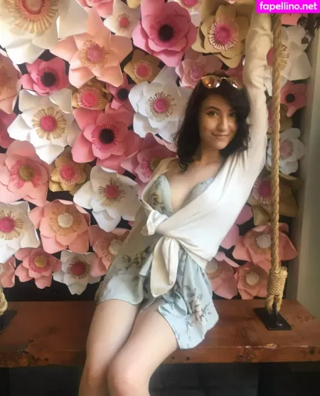 Elizabeth Reed OnlyFans Thumbnail #w7s0zjcZXA