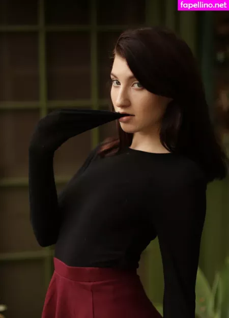 Elizabeth Reed OnlyFans Thumbnail #ybJl5FEBAx