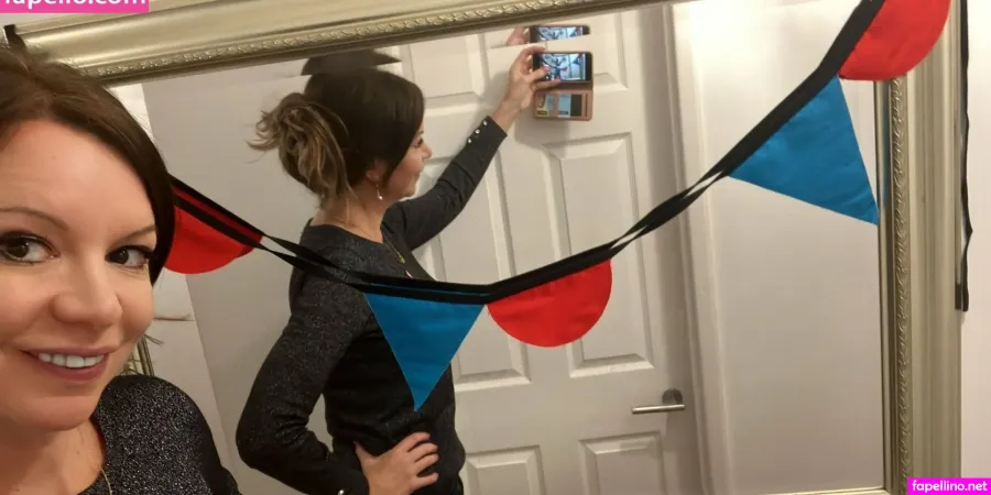 Elizabeth Rizzini OnlyFans Thumbnail #9Z5zPX38mY