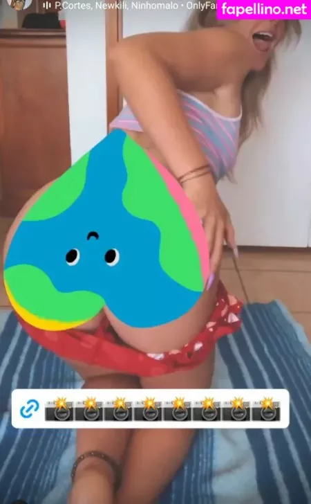 Elizabeth Shostak OnlyFans Thumbnail #Xi3LaKdhEy