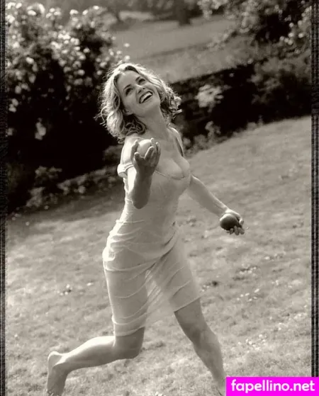 Elizabeth Shue OnlyFans Thumbnail #cO4m4AYqnY