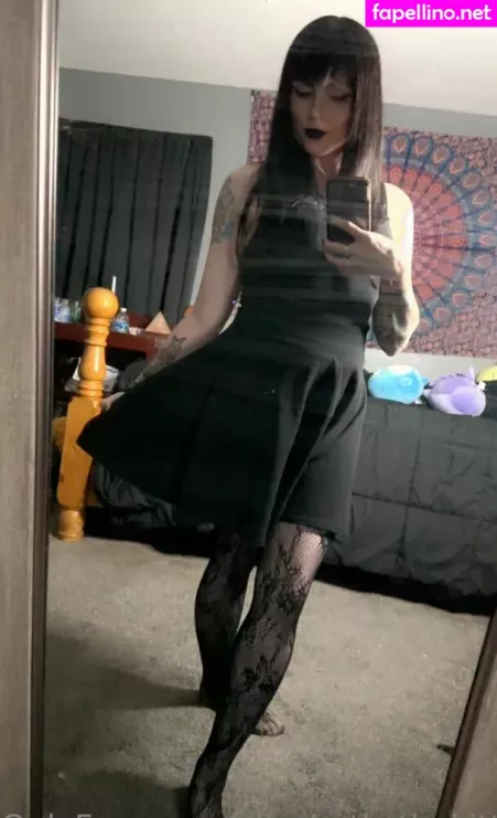 Elizabeth Thekitten OnlyFans Thumbnail #tR5bavasyk