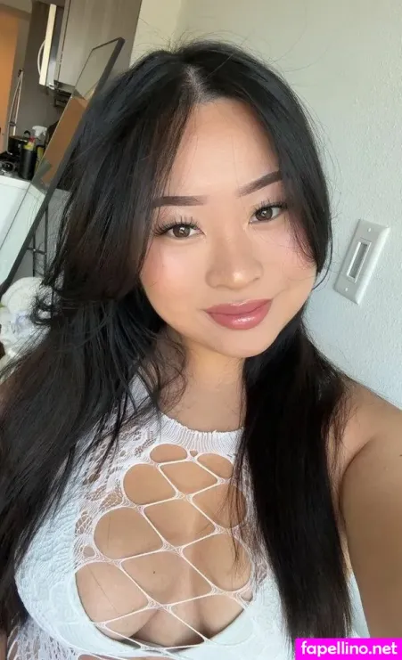 Elizabeth Vy OnlyFans Thumbnail #JQvax6xiPM