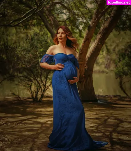 Elizabeth Zharoff OnlyFans Thumbnail #BurcoyFa6l