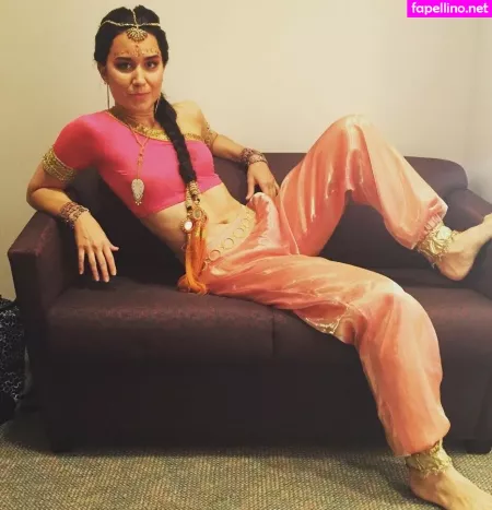 Elizabeth Zharoff OnlyFans Thumbnail #NJkTUxM87n