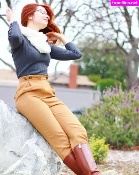 Elizabeth Zharoff OnlyFans Thumbnail #VylJe5qrvt