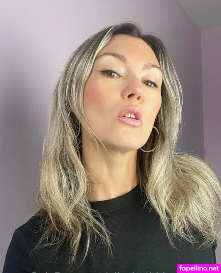 Elizabethbloom Yeah OnlyFans Thumbnail #iA2udAU4FS