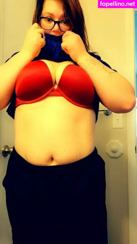 Elizabethlily19 OnlyFans Thumbnail #0JyX6ClZ4s