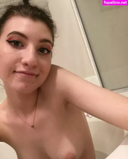 Elizabethreed OnlyFans Thumbnail #R2sIdybCbR