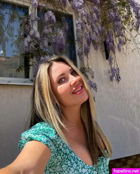 Elizabethroyce Main Profile Photo