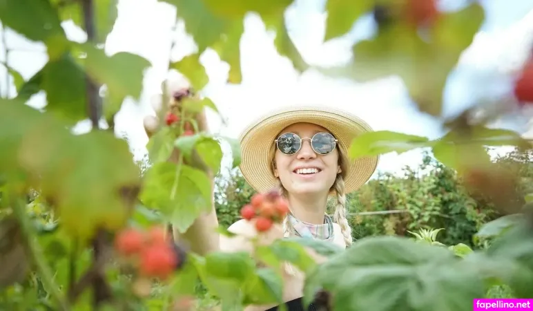 Elizabrielle OnlyFans Thumbnail #Oc0KfhdlpU