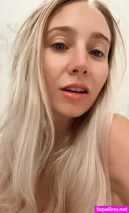 Elizabrielle OnlyFans Thumbnail #P8anCR1e9z