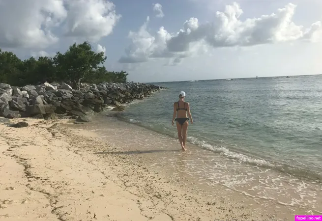 Elizabrielle OnlyFans Thumbnail #PZTy4S8OBw