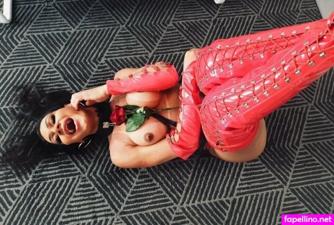 Elizabthgoes OnlyFans Thumbnail #8a6JxracYz