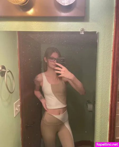 Elizarowe8383 OnlyFans Thumbnail #ZYocJxAgdP