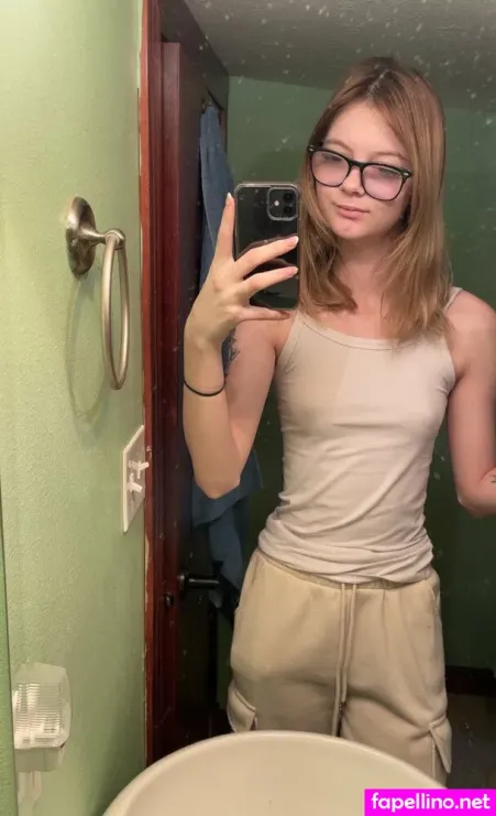 Elizarowe8383 OnlyFans Thumbnail #mRCovotGiH