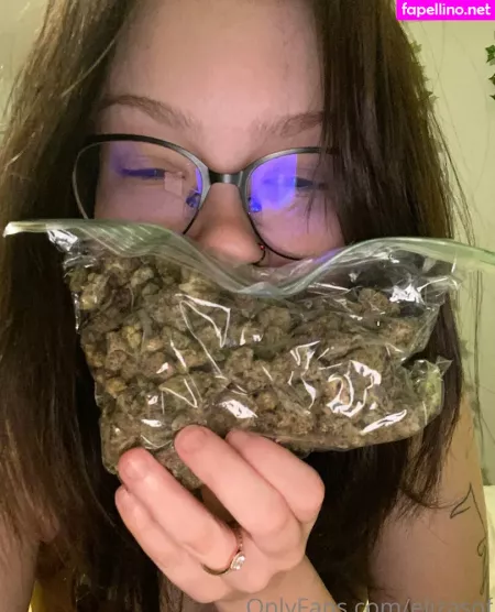 Elizasof OnlyFans Thumbnail #9PzPdCYYHH