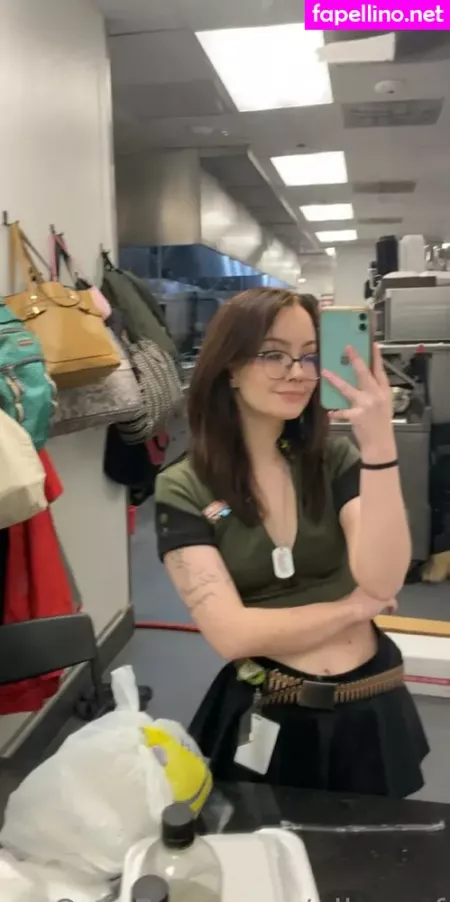 Elizasof OnlyFans Thumbnail #xaJ2ePH5d1