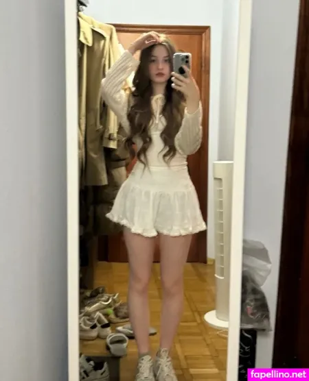 Elizaveta Belle OnlyFans Thumbnail #BiBJ2bNvb4