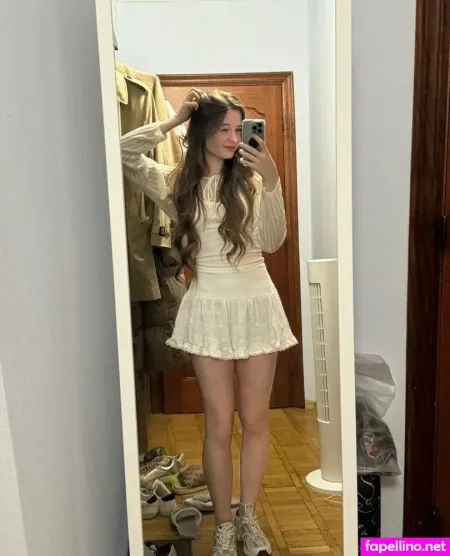 Elizaveta Belle OnlyFans Thumbnail #ME3H26ewnj
