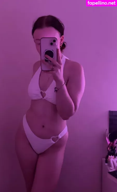 Elizaveta Bond OnlyFans Thumbnail #gKbjtCYoqr