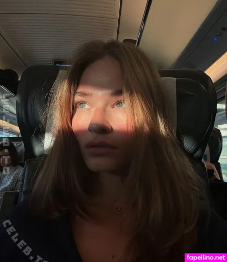 Elizaveta Minyaeva OnlyFans Thumbnail #oUUcx39tkl