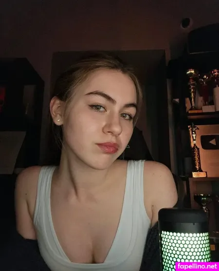 Elizaveta Petrova OnlyFans Thumbnail #eXlHUVsqOC