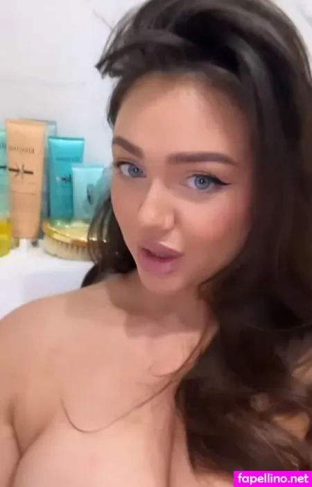 Elizavetabom OnlyFans Thumbnail #wMRHsKo29o