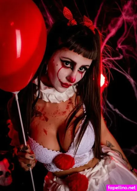 Elizawellz OnlyFans Thumbnail #wwe3OlLlxS