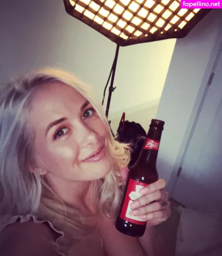 Elizzabeth James OnlyFans Thumbnail #wzfGAlZt4r