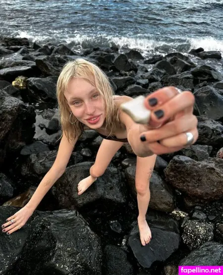 Elizzabeth19 OnlyFans Thumbnail #F3iHYQdfKN