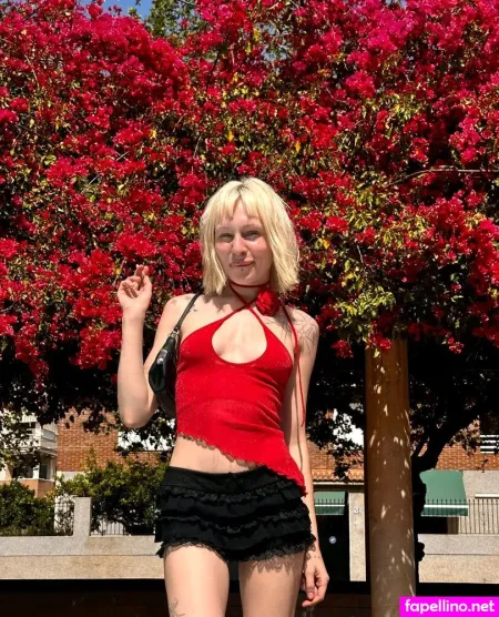 Elizzabeth19 OnlyFans Thumbnail #eLpudR6mX2