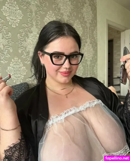 Elizzza Beth OnlyFans Thumbnail #S82k1NgYk0