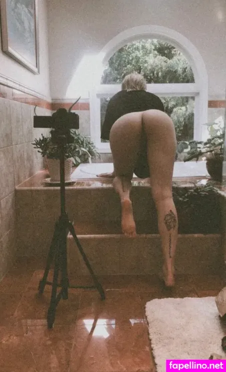 Ell Eros OnlyFans Thumbnail #Iji8S4dKfM