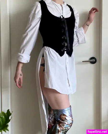 Ell Eros OnlyFans Thumbnail #KOWmcK0FTW