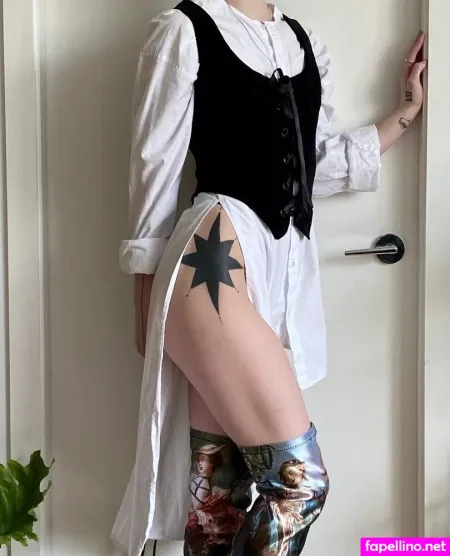 Ell Eros OnlyFans Thumbnail #UYcRTM0TvV