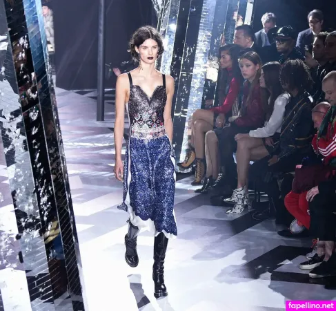 Ella Alexander OnlyFans Thumbnail #QB8XOCaozp