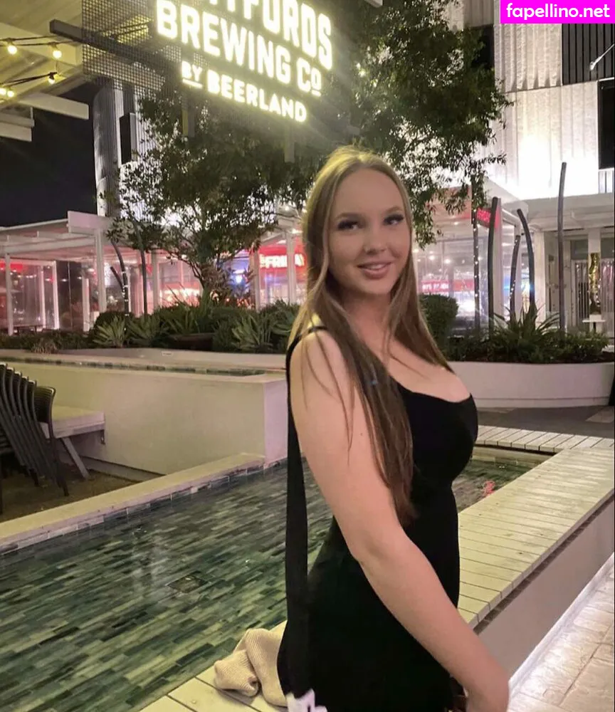 ellabombomfree, ellajaneb Nude Leaked OnlyFans Photo #54CYUDvZN7