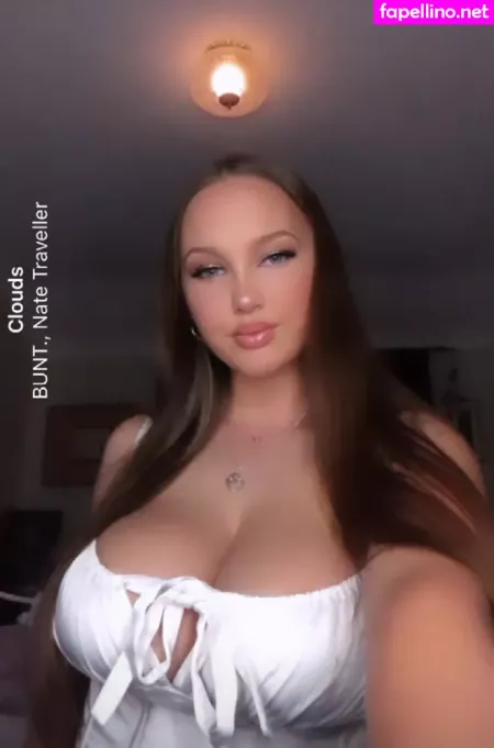 Ella B OnlyFans Thumbnail #6c3xpV6omQ