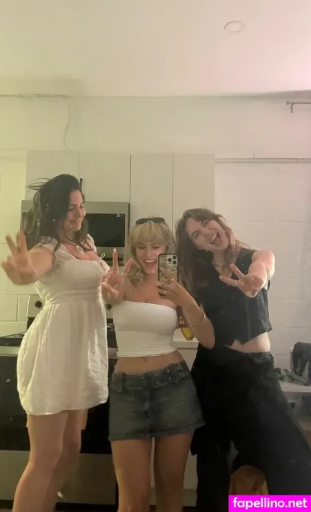 Ella Ballentine OnlyFans Thumbnail #gRZHh9V2mP