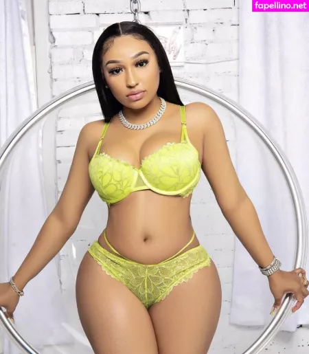 Ella Bandz OnlyFans Thumbnail #T6s4xMl8Oq