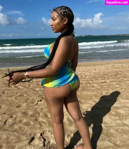 Ella Bandz OnlyFans Thumbnail #W6oWAgFwoA