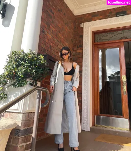 Ella Cervetto OnlyFans Thumbnail #o1UsLJ4AMl