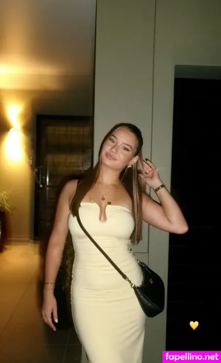 Ella Cortes OnlyFans Thumbnail #BZye6i7ucy