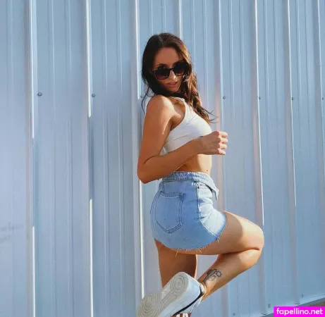 Ella Dime OnlyFans Thumbnail #mmdw2NRsno