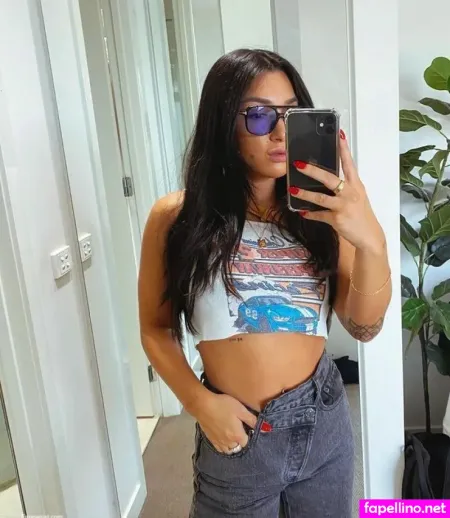 Ella Ding OnlyFans Thumbnail #AHiWvuRpVD